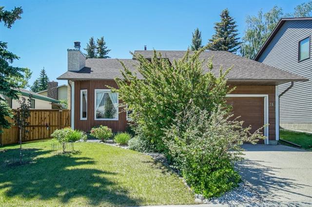 Beddington Heights House for sale: 5 bedroom Laminate Floors, Plush Carpet 1,255 sq.ft. (Listed 2018-06-14)