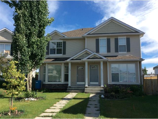 Cranston Duplex for sale: 3 bedroom Stainless Steel Appliances, Laminate Floors (Listed 2015-07-17)