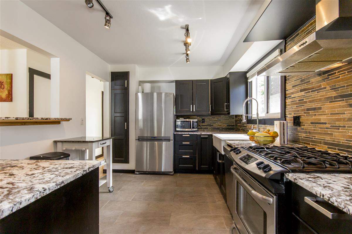 Mount Pleasant VE House for sale: 5 bedroom 2,569 sq.ft. (Listed 2017-07-11)