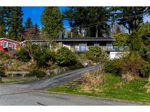 Upper Lonsdale House for sale:  4 bedroom 2,656 sq.ft. (Listed 2014-04-14)