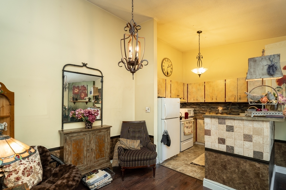 Tuxedo Condo for sale Terraces of Tuxedo 1 bedroom 834 sq.ft. (Listed