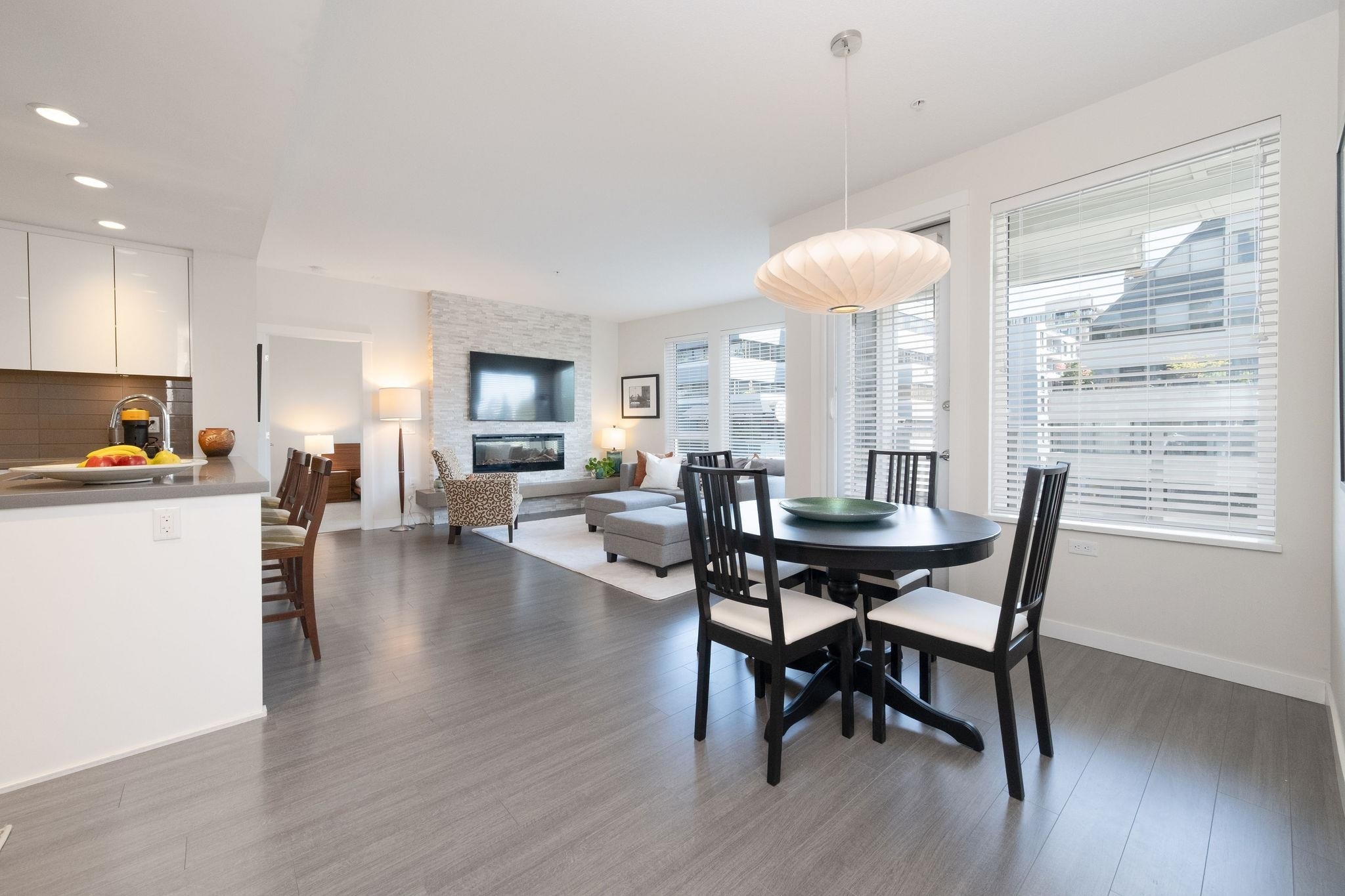 Lower Lonsdale Apartment/Condo for sale:  2 bedroom 1,005 sq.ft. (Listed 2025-08-05)