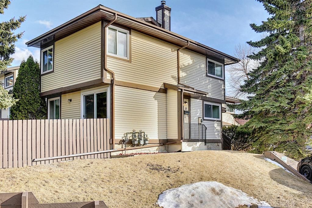 Beddington Heights Row/Townhouse for sale:  3 bedroom 976.60 sq.ft. (Listed 2021-03-09)