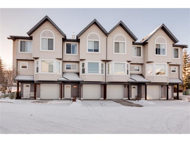 Sandstone Valley Townhouse for sale:  3 bedroom 1,236 sq.ft. (Listed 2018-04-20)