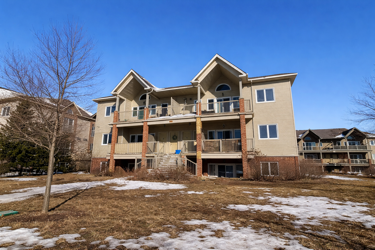 Stittsville Condo Apartment for sale: 2 bedroom Hardwood Floors (Listed 2026-03-04)