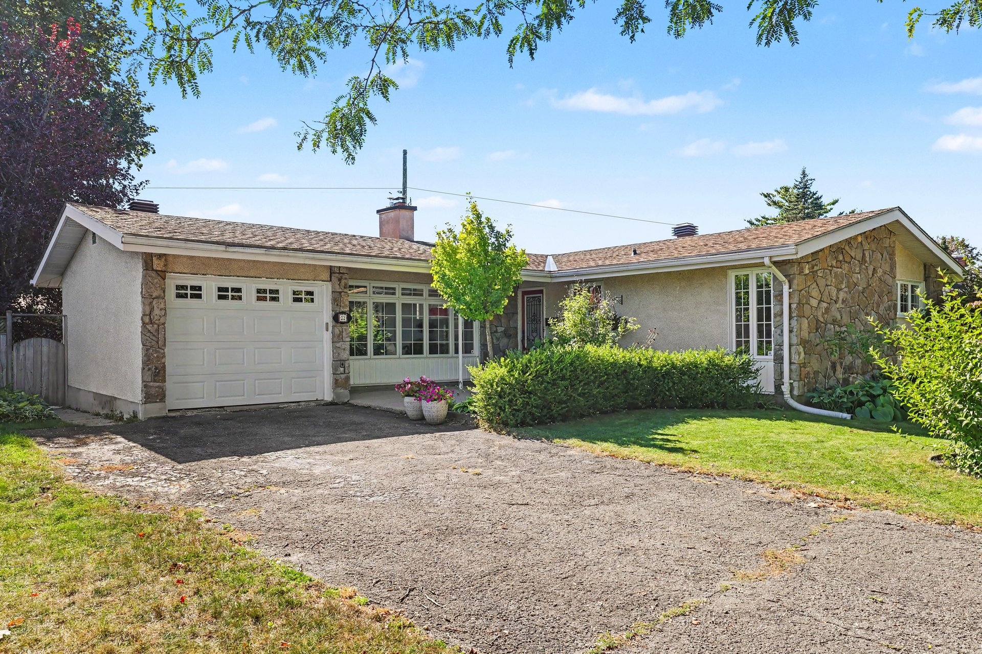 Parkwood Hills Detached for sale: 3 bedroom (Listed 2026-09-24)
