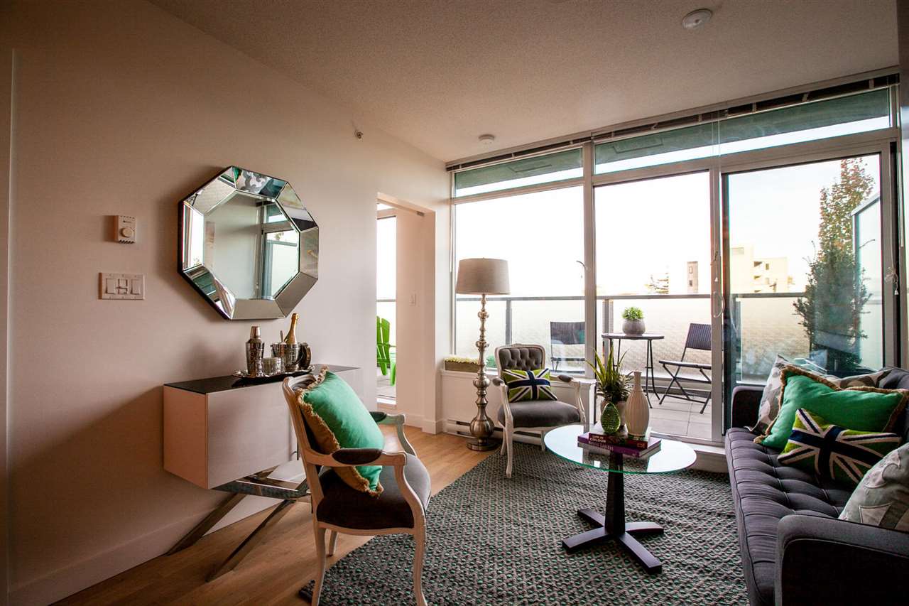 462 - 250 6TH AVENUE