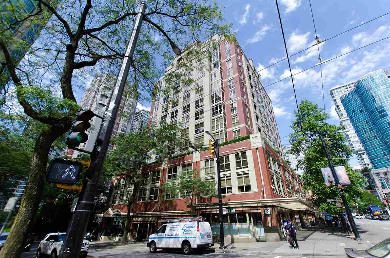 1304 - 819 HAMILTON STREET