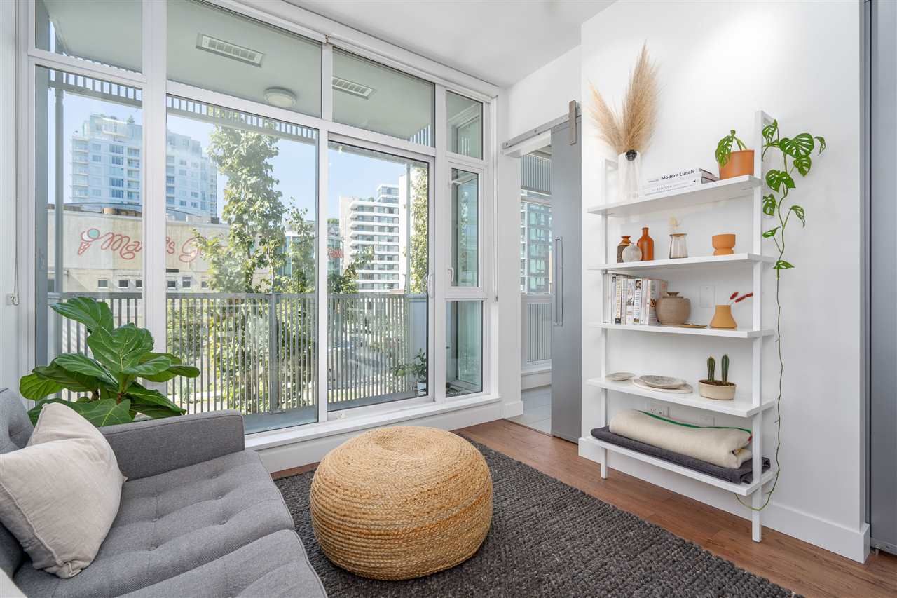 307 108 E 1ST AVENUE