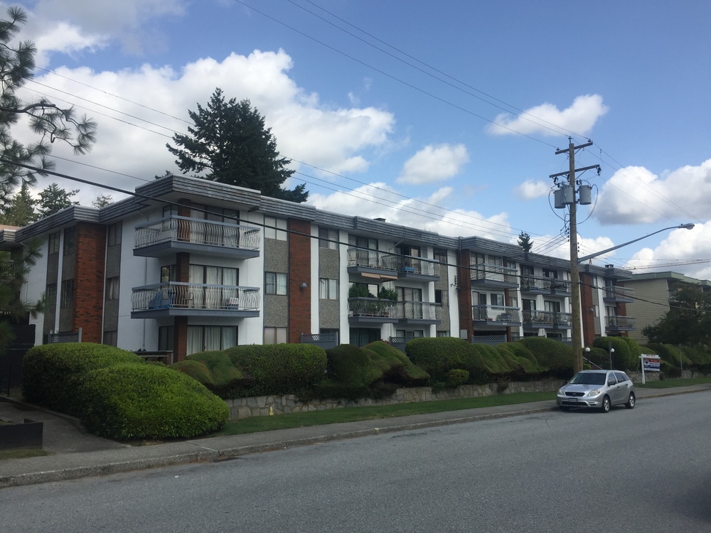 Central Coquitlam Condo for sale Blue Mountain Park 1 bedroom 613 sq