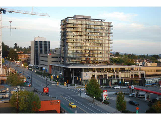 Central Lonsdale Condo for sale:  2 bedroom 846 sq.ft. (Listed 2015-09-15)