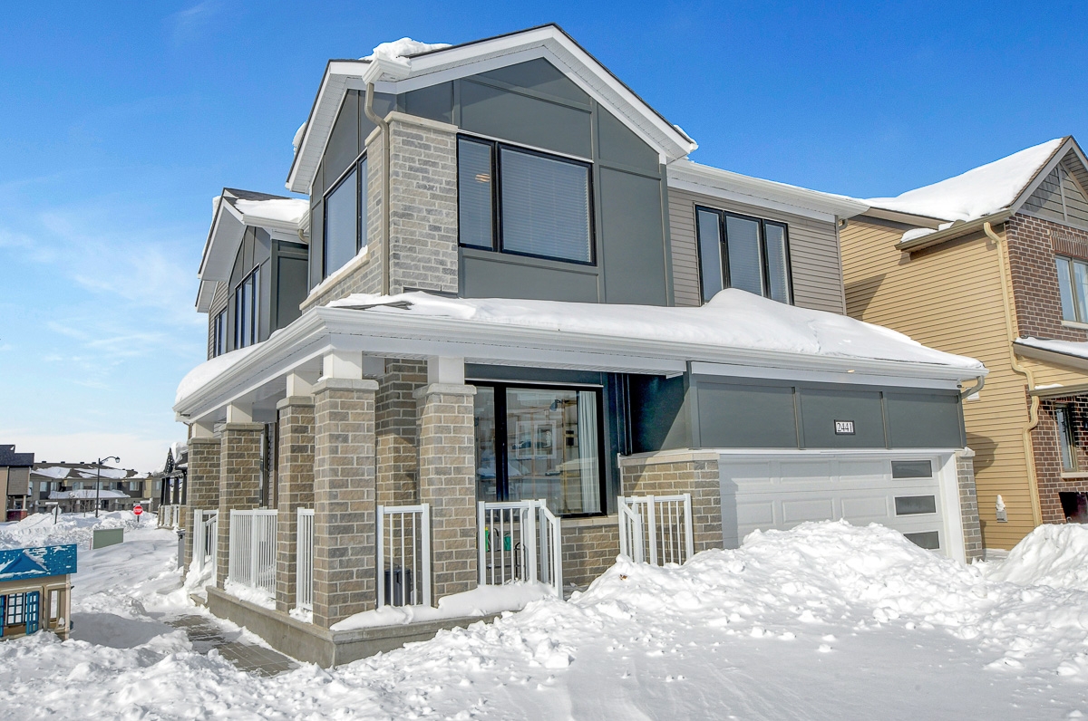Barrhaven - Half Moon Bay House for sale: 4 bedroom (Listed 2025-02-19)