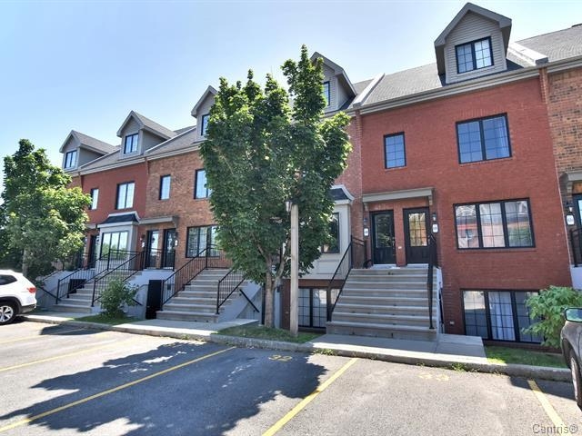 Laval (Sainte-Dorothée) Apartment:  2 bedroom