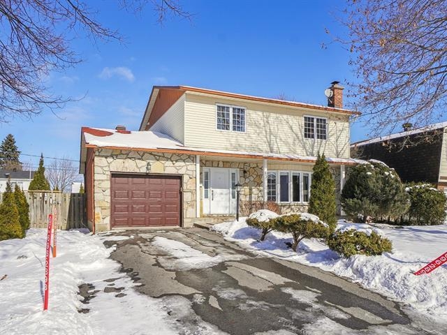 Sud Est Single-family:  3 bedroom