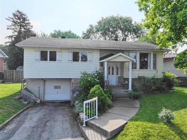 Pierrefonds/Central East House:  4 bedroom