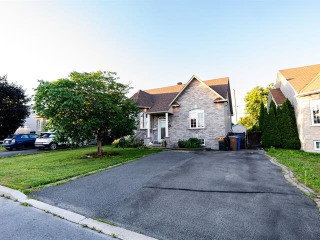 760 Rue Masse