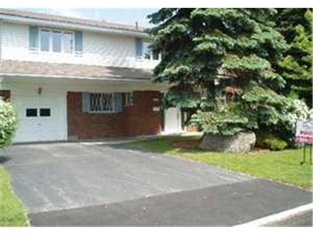(Pierrefonds-Roxboro) Detached:  4 bedroom