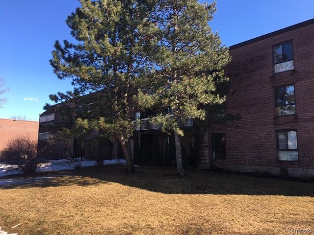 Beaconsfield Apartment:  3 bedroom