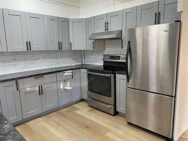 West Apartment for rent:  3 bedroom  (Listed 2025-02-01)