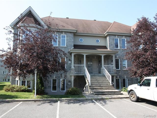 Chambly Apartment: 2 bedroom