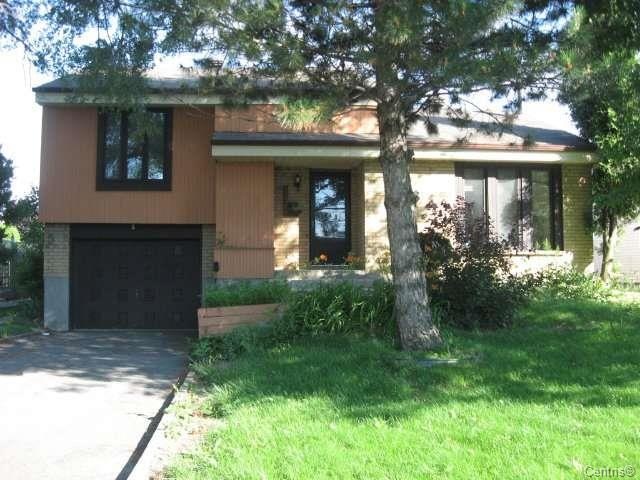 Pierrefonds-Roxboro House:  3 bedroom