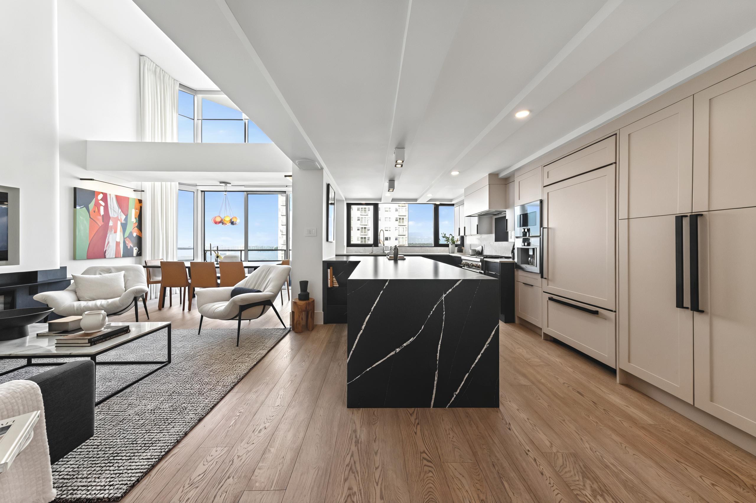 1601 - 1236 Bidwell Street