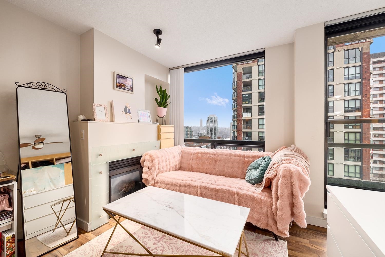 West End VW Apartment/Condo for sale:  1 bedroom 411 sq.ft. (Listed 2025-03-04)