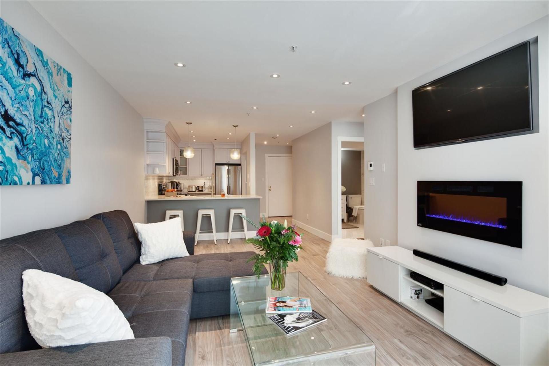 WEST END Condo for sale:  1 bedroom 738 sq.ft. (Listed 2020-08-12)