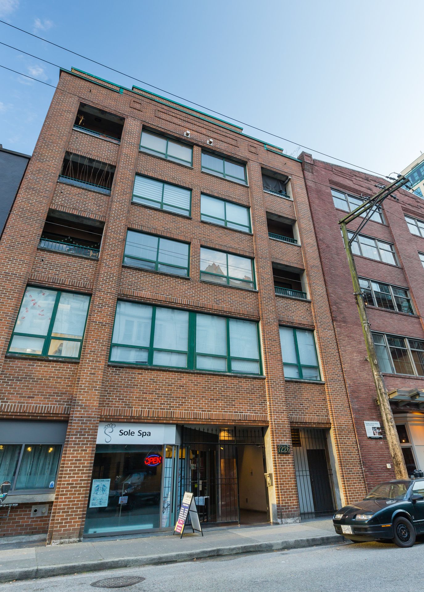 YALETOWN Condo for sale:  2 bedroom 975 sq.ft. (Listed 2020-08-12)