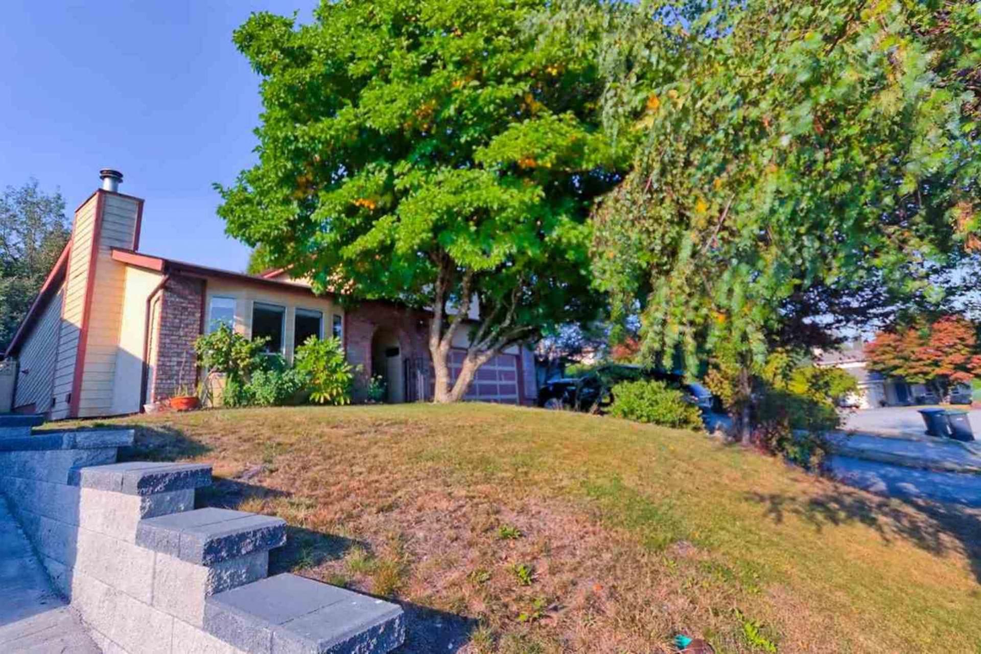 MOUNTAIN MEADOWS Listing:  3 bedroom
