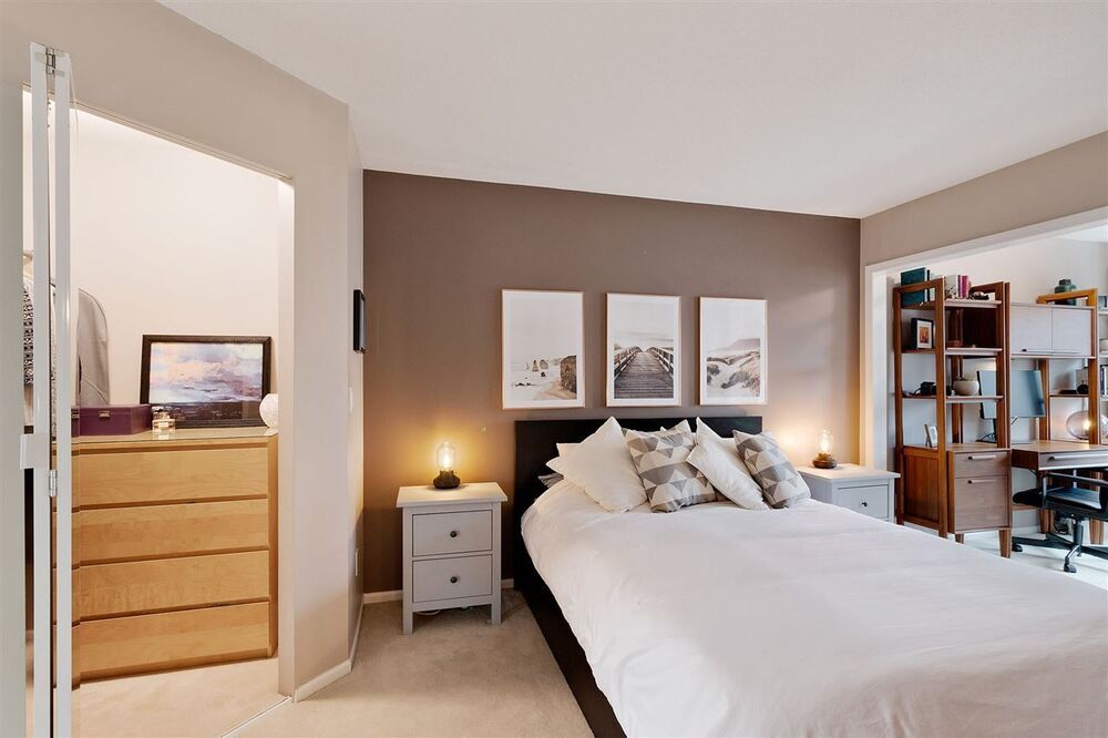 Lynn Valley Apartment/Condo for sale Highgate 1 bedroom 684 sq.ft. (Listed 20201107)