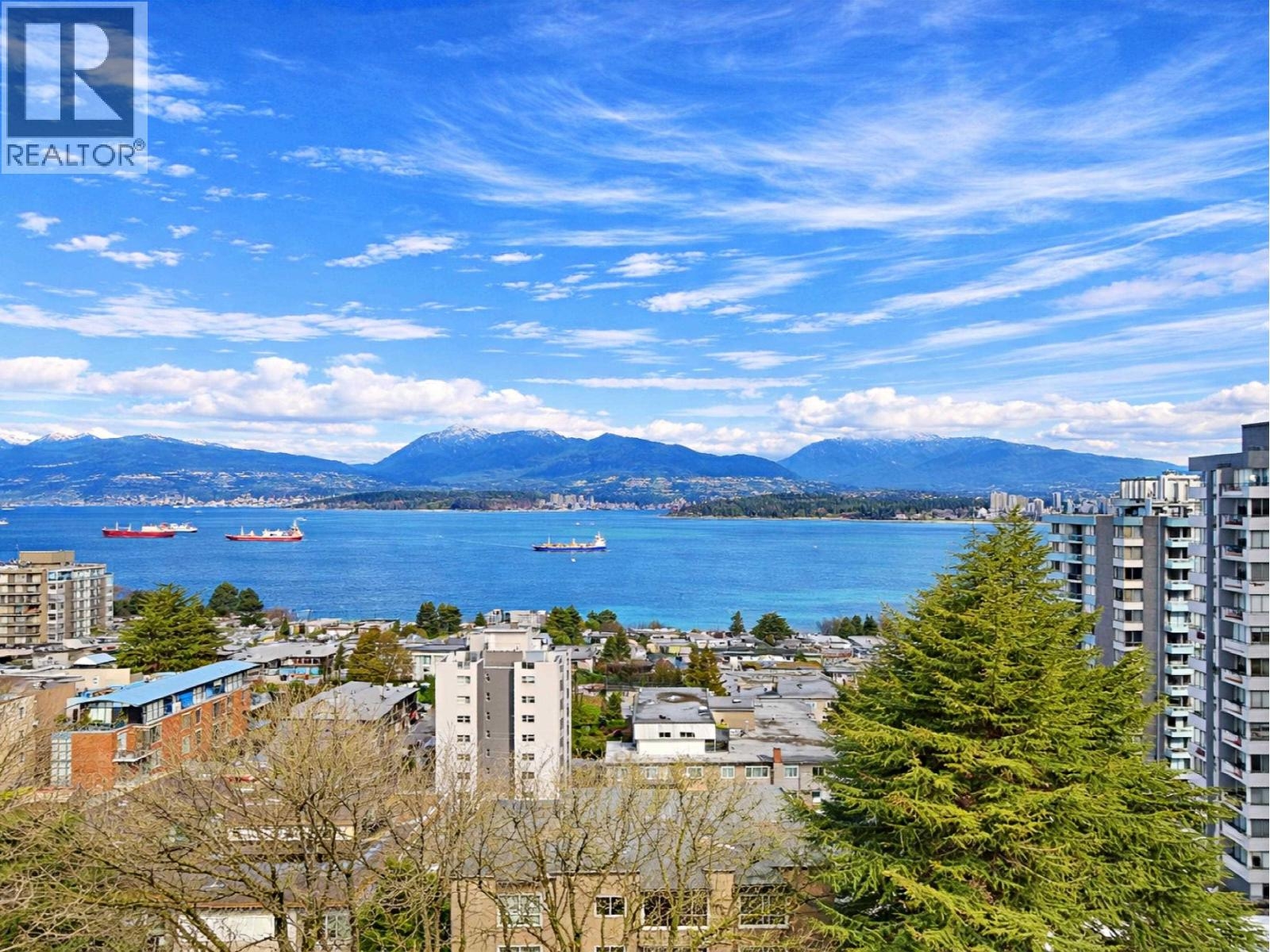 906 2370 W 2ND AVENUE