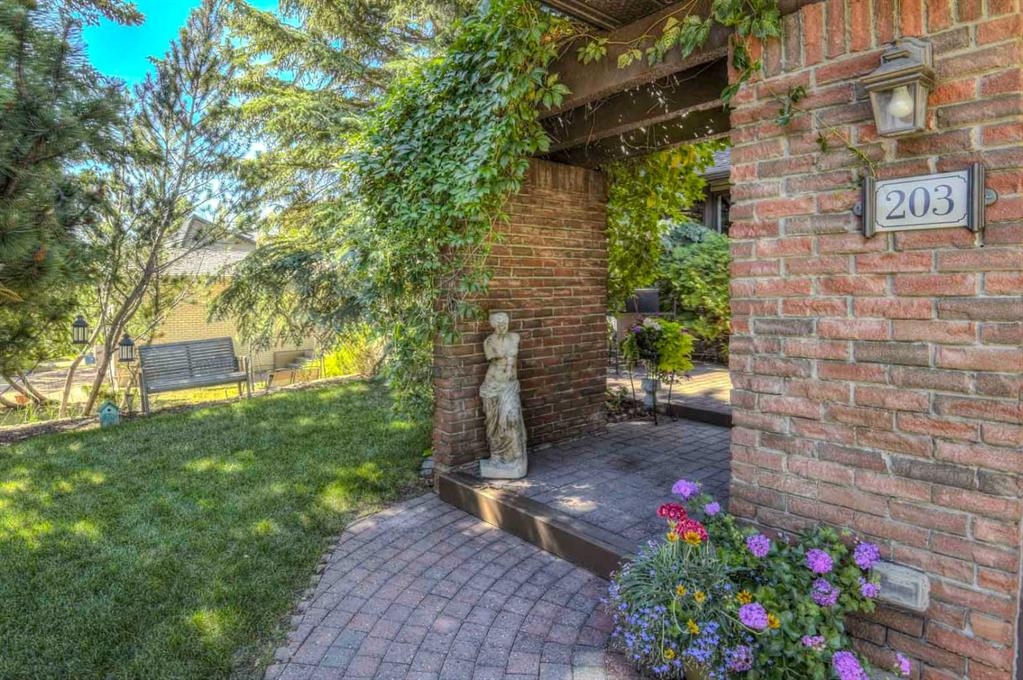 Pump Hill Detached for sale:  3 bedroom 2,132 sq.ft. (Listed 2025-05-02)