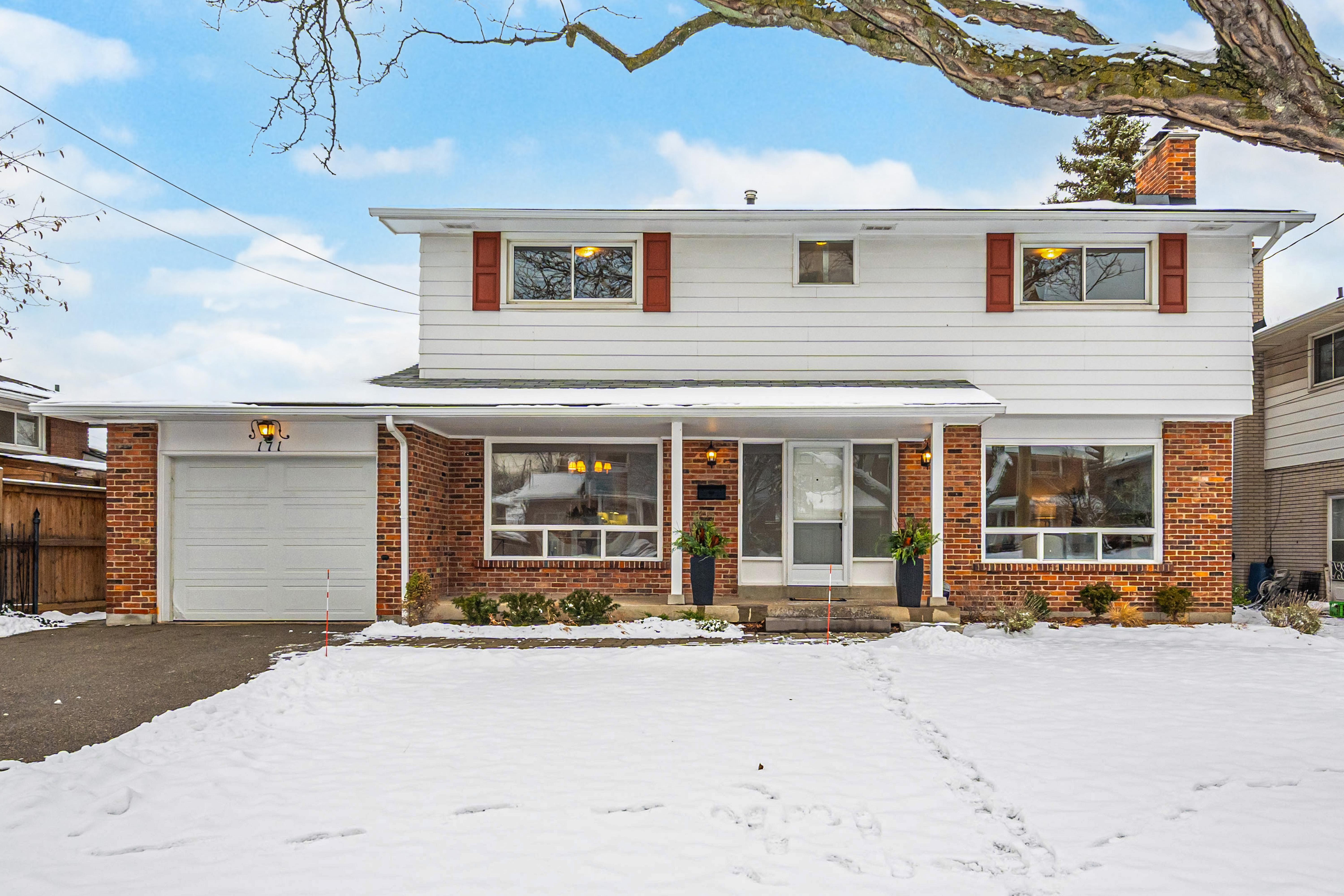 Hamilton House for sale:  5 bedroom  (Listed 2025-12-04)