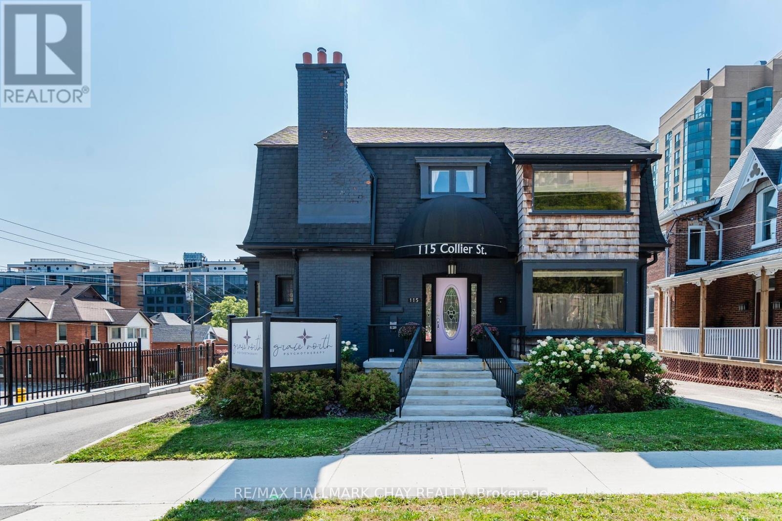 Barrie (City Centre) Offices for sale:   1,820 sq.ft. (Listed 2024-09-19)