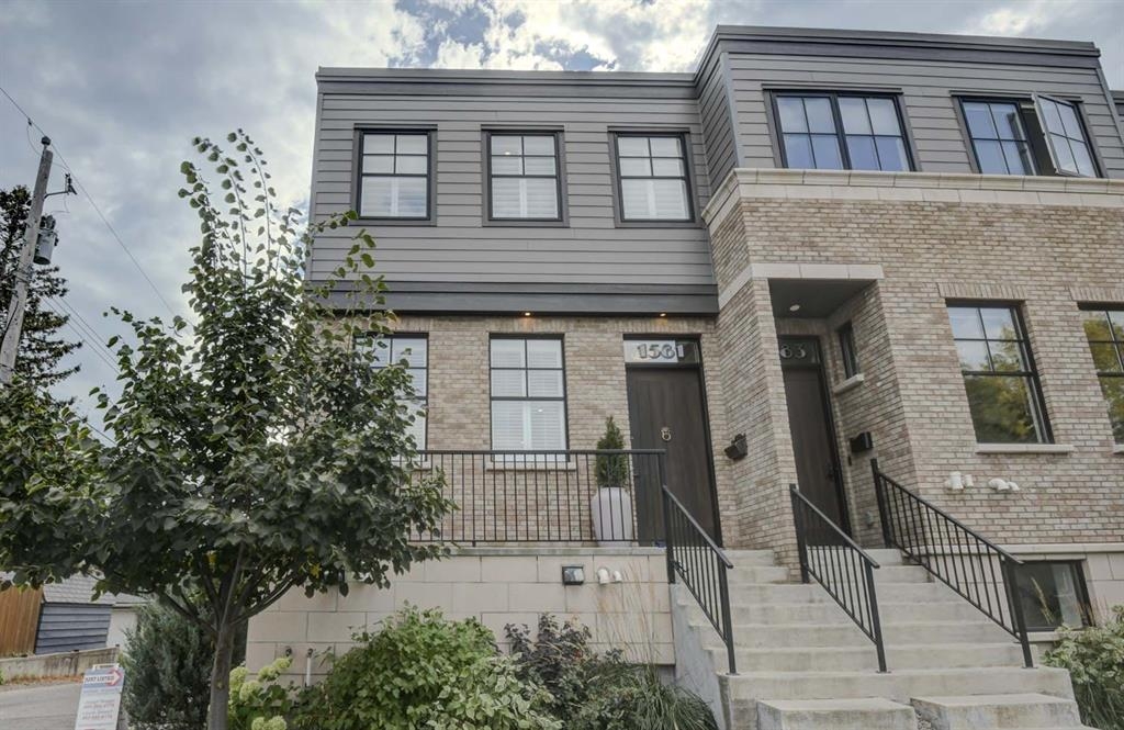Altadore Row/Townhouse for sale:  3 bedroom 1,914 sq.ft. (Listed 2025-10-02)