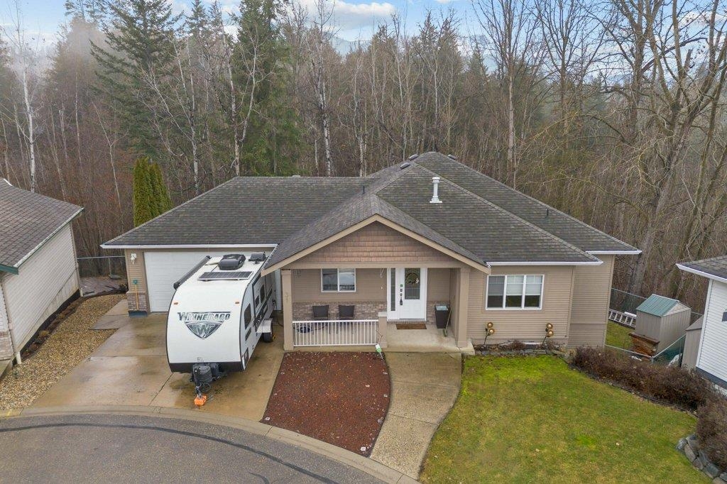 Salmon Arm Rancher with basement for sale: Aspen Grove 3 bedroom 2,488 sq.ft. (Listed 2024-12-02)