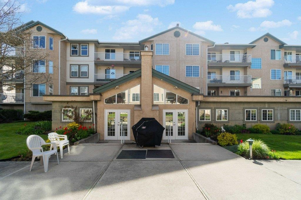 Salmon Arm Apartment for sale: MacIntosh Grove 2 bedroom 1,356 sq.ft. (Listed 2024-11-04)