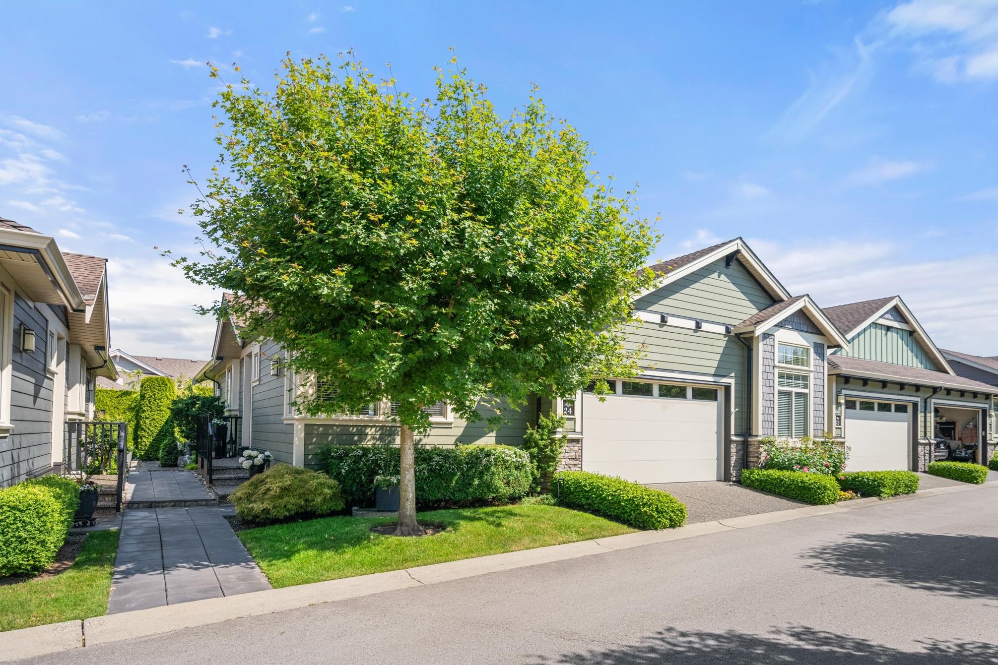 Pacific Douglas Townhouse for sale:  2 bedroom 2,470 sq.ft. (Listed 2025-06-05)