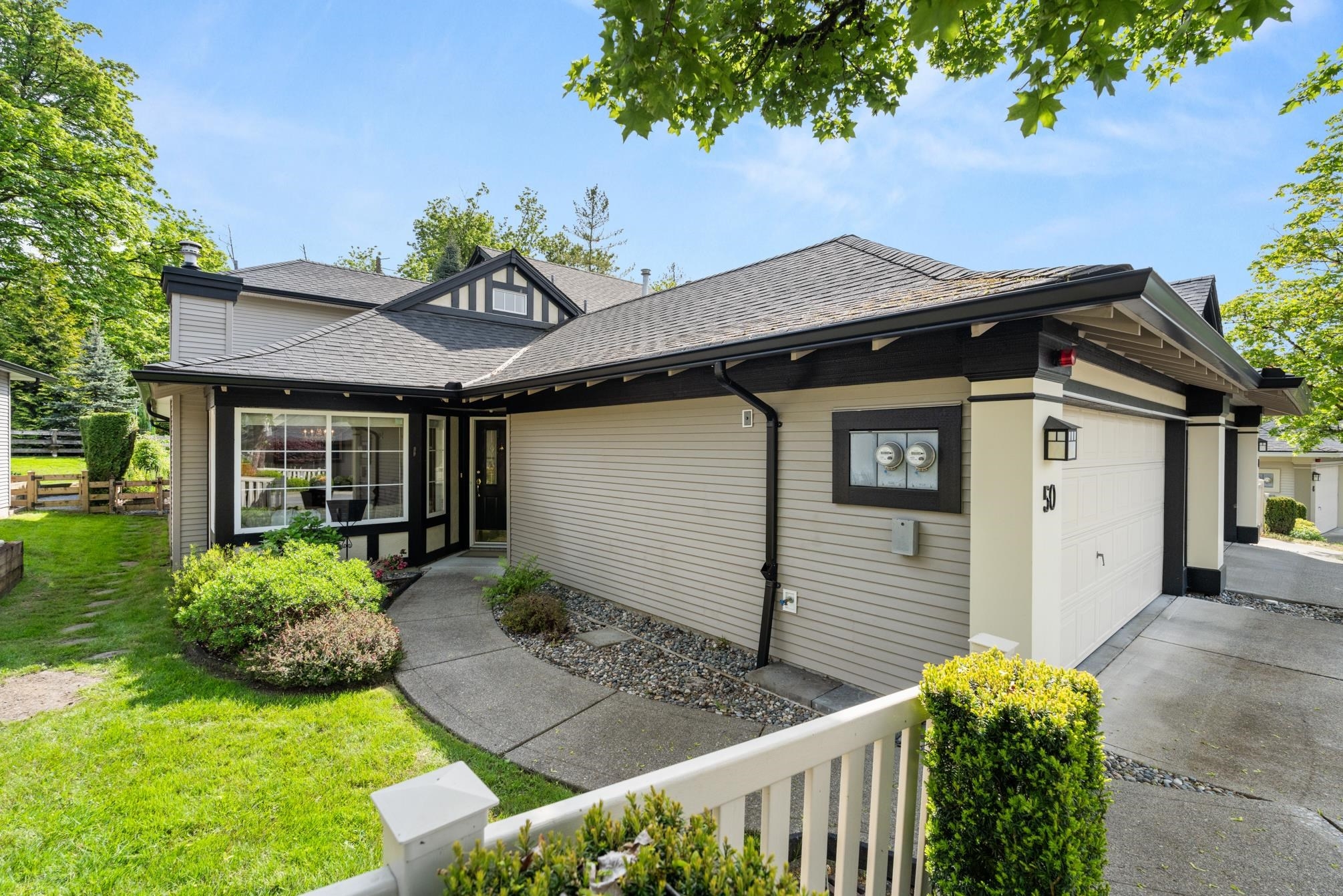 Cloverdale BC Townhouse for sale:  3 bedroom 1,871 sq.ft. (Listed 2026-05-12)