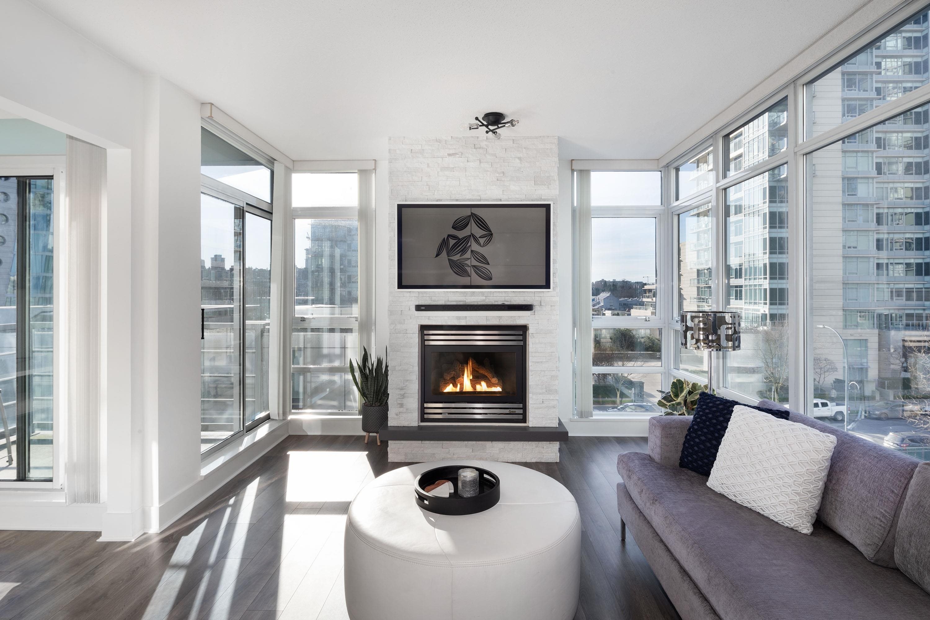 Yaletown Apartment/Condo for sale:  2 bedroom 1,075 sq.ft. (Listed 2025-09-23)