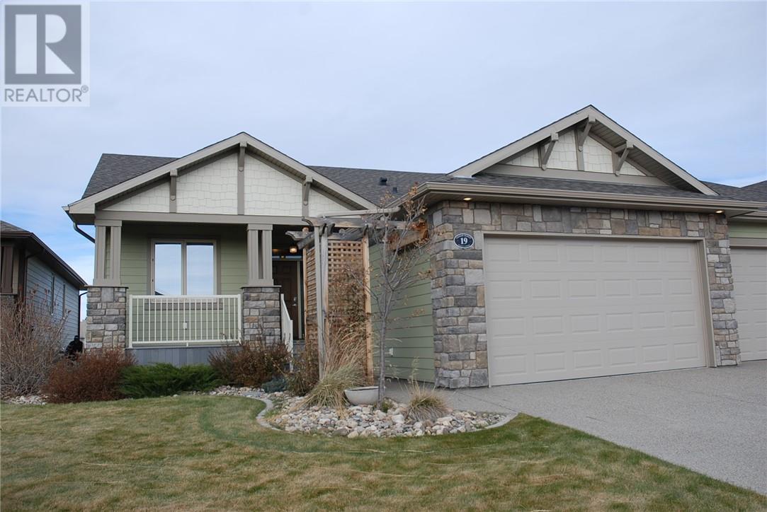 Lethbridge Duplex for sale:  3 bedroom 1,321 sq.ft. (Listed 2019-10-28)