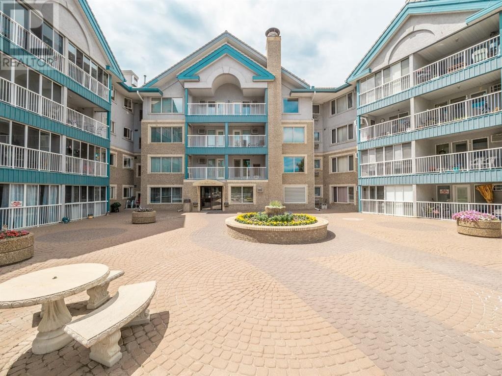 Lethbridge Apartment for sale:  2 bedroom 1,394.78 sq.ft. (Listed 2025-03-19)