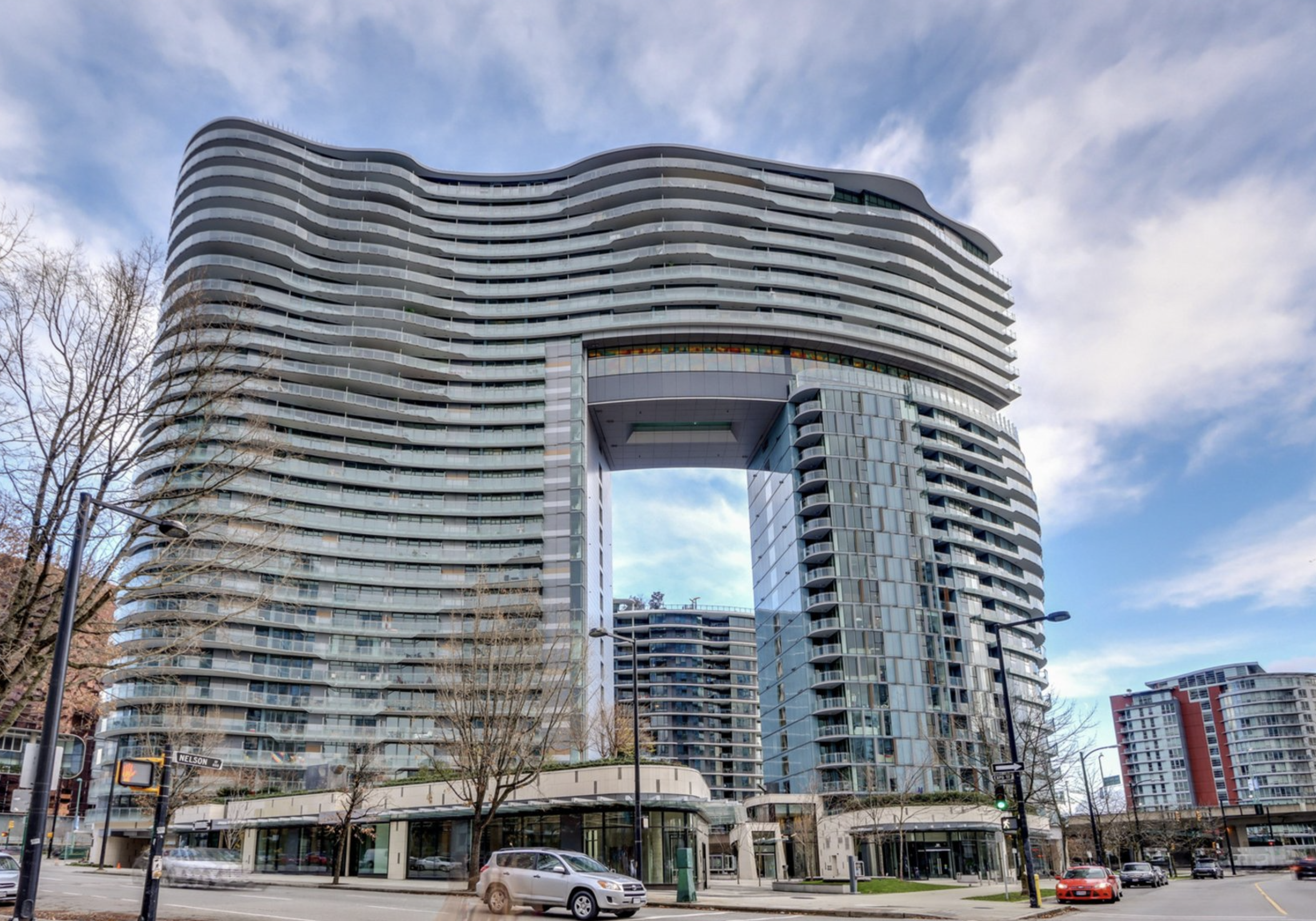 1001 - 89 NELSON STREET