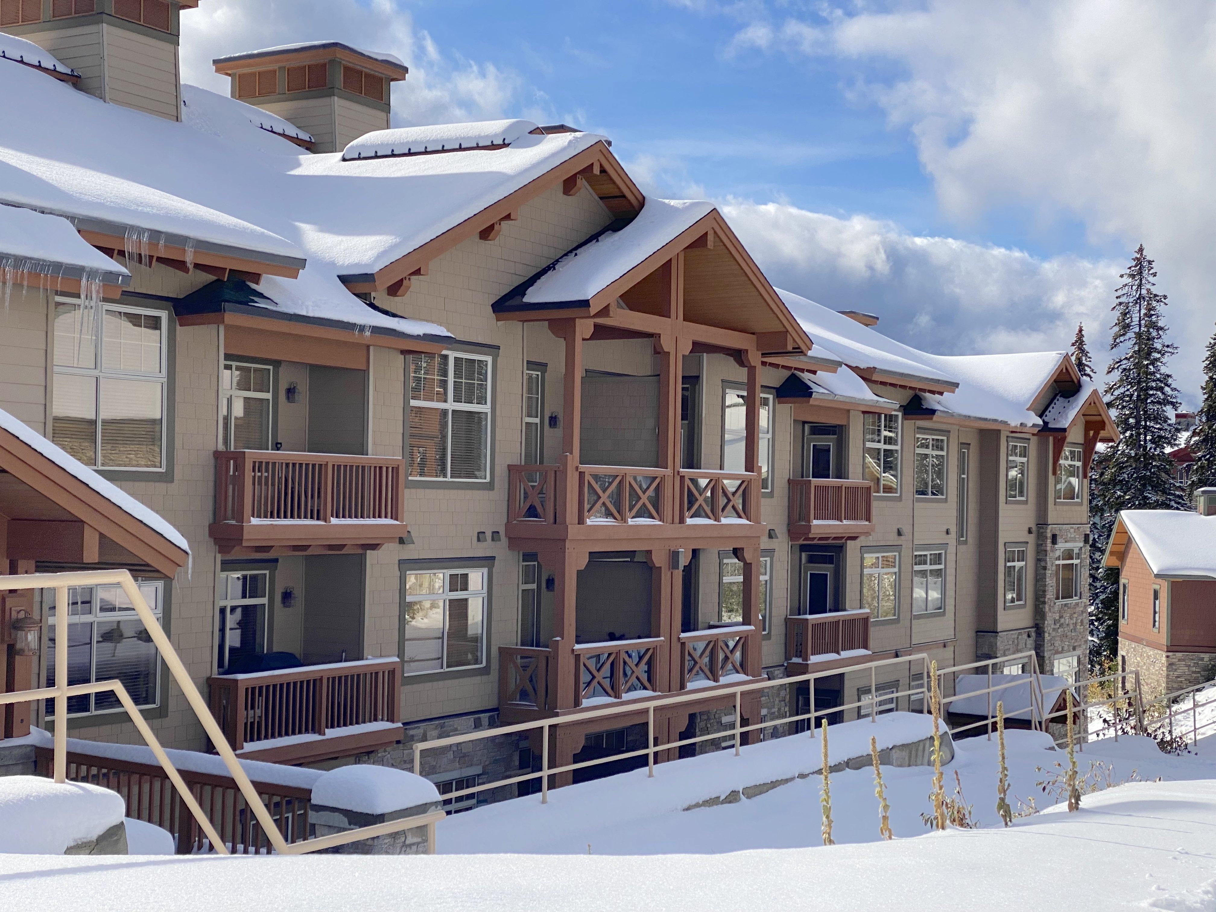 Big White Apartment for sale: 1 bedroom 668 sq.ft. (Listed 2022-11-30)