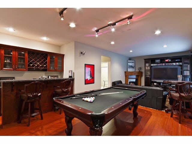 Surrey House: 7 bedroom