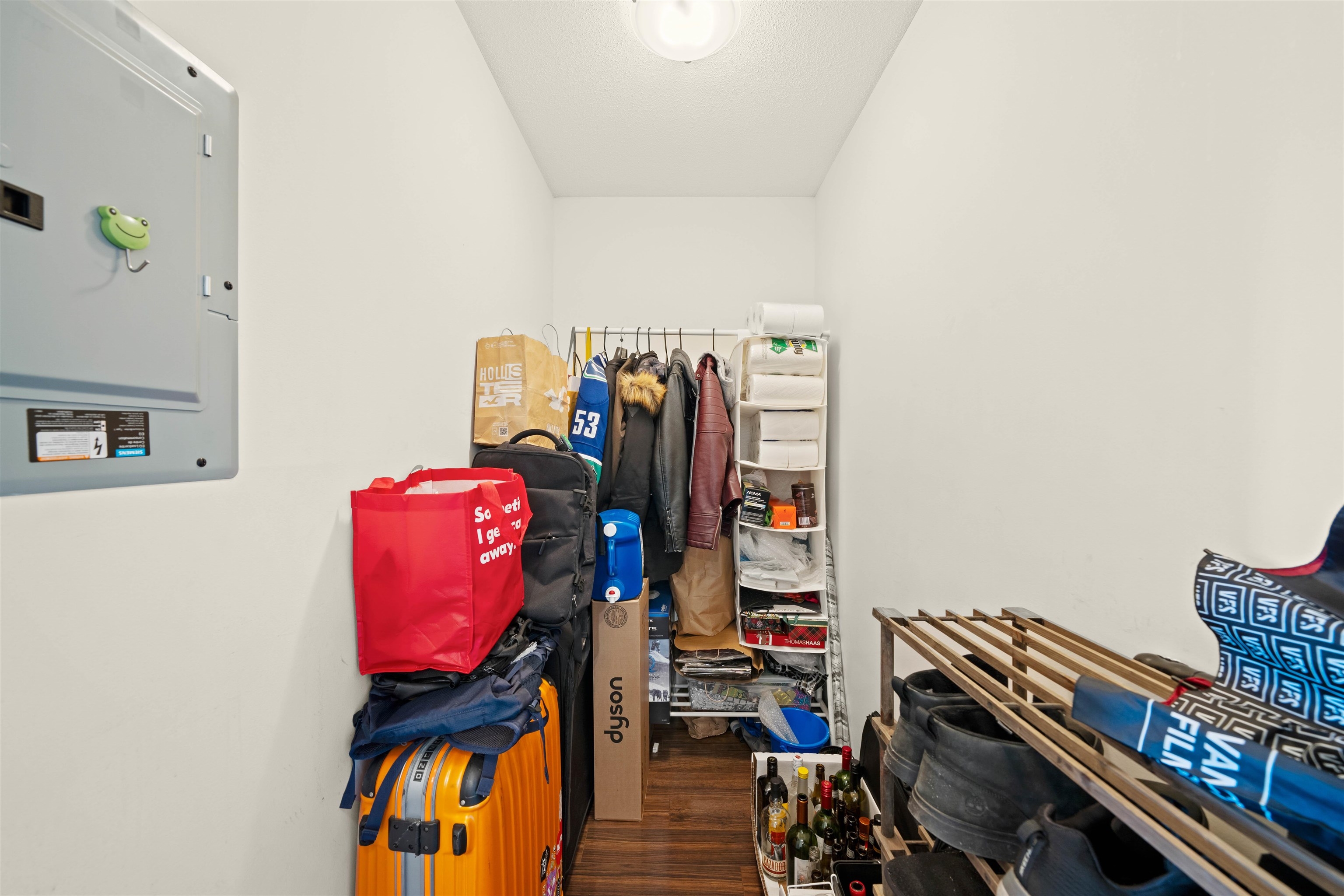 Collingwood VE Apartment/Condo for sale:  1 bedroom 534 sq.ft. (Listed 2024-05-07)