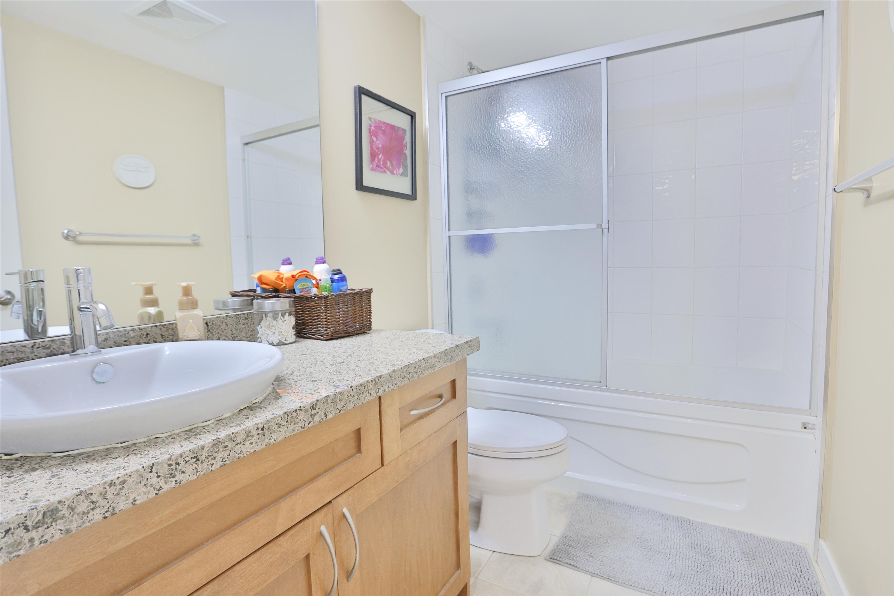 Central Pt Coquitlam Apartment/Condo for sale:  1 bedroom 645 sq.ft. (Listed 2024-07-05)