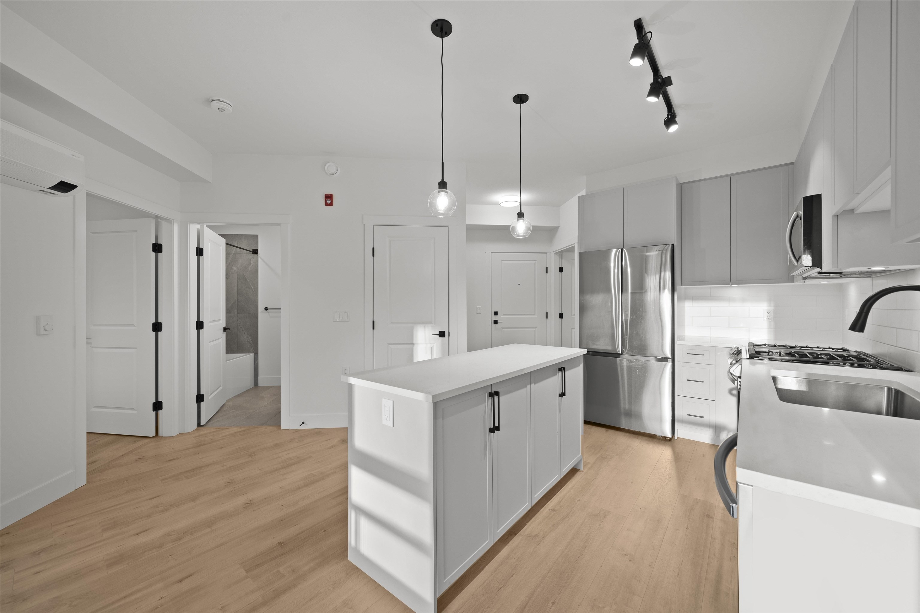 Willoughby Heights Apartment/Condo for sale:  1 bedroom 677 sq.ft. (Listed 2024-12-11)