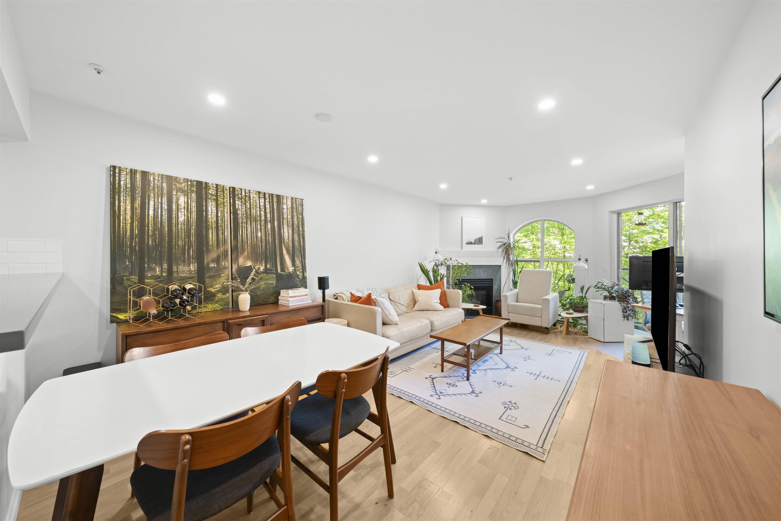 Fairview VW Apartment/Condo for sale:  1 bedroom 758 sq.ft. (Listed 2025-05-29)